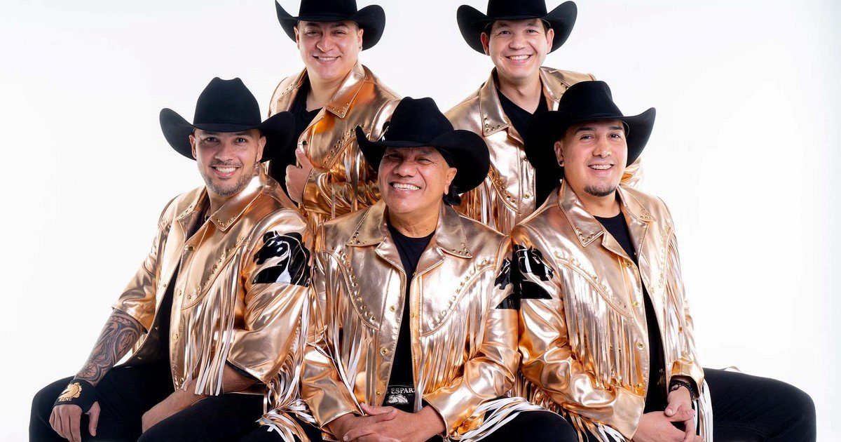 Bronco, el grupo mexicano del mundo narco que construyó un imperio con música regional, series de TV, líneas de ropa e historietas