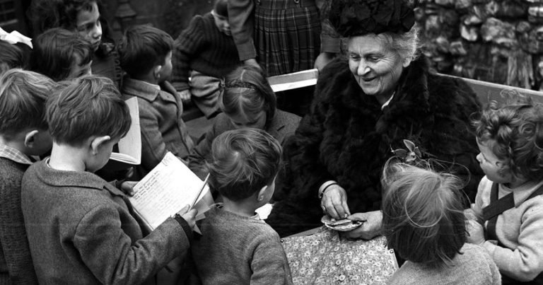 María Montessori: La médica pionera que defendió el rol de la mujer trabajadora y el voto femenino