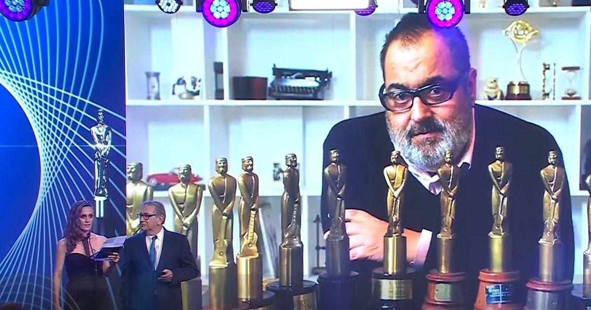 Martín Fierro de radio: cómo fue el emotivo homenaje a Jorge Lanata, con 400 personas de pie y las sentidas palabras de sus hijas y sus excompañeros