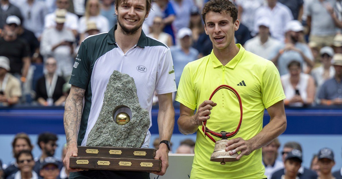 Juanma Cerúndolo se desinfló en el cierre, Bublik le ganó la final de Gstaad pero el argentino será Top 100 otra vez