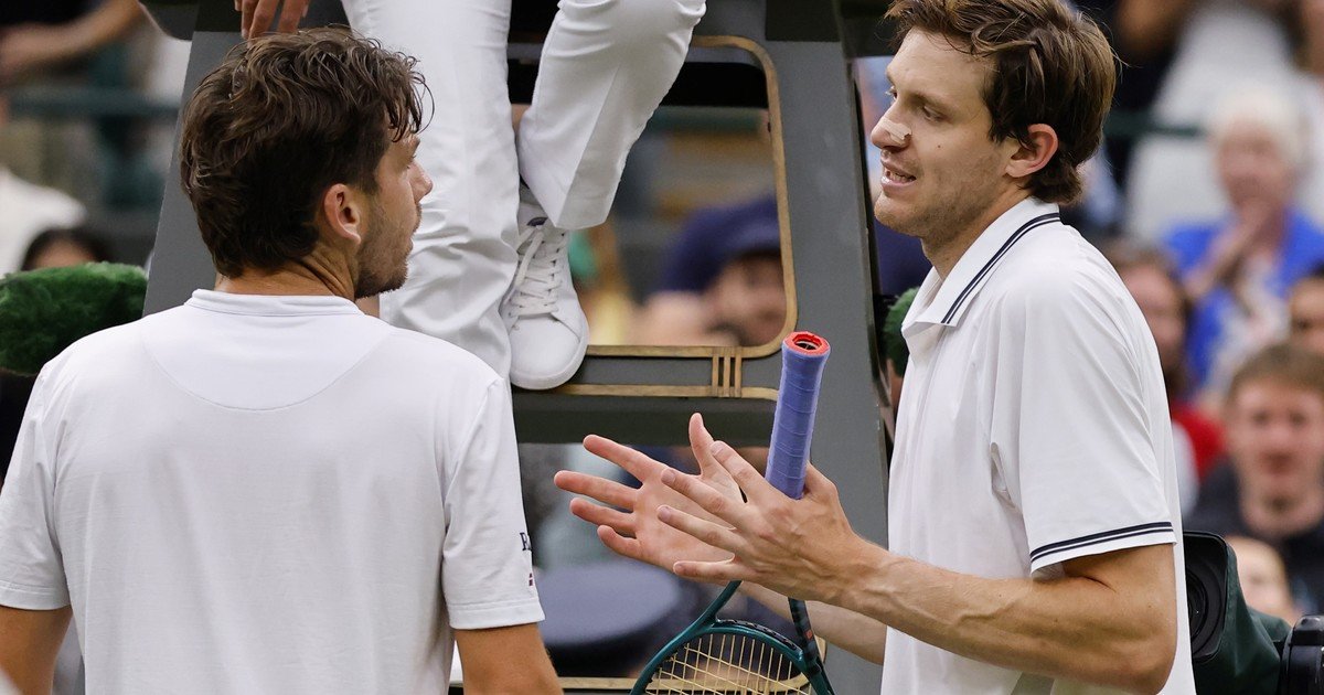 Nicolás Jarry conectó 103 winners y 46 aces pero perdió un partido increíble con Cameron Norrie: el áspero cruce del final y el abucheo del público