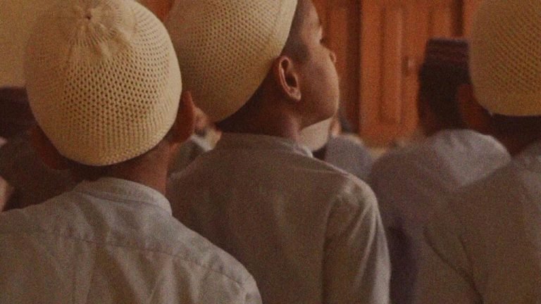 Pakistán, inocencia destrozada en escuelas coránicas