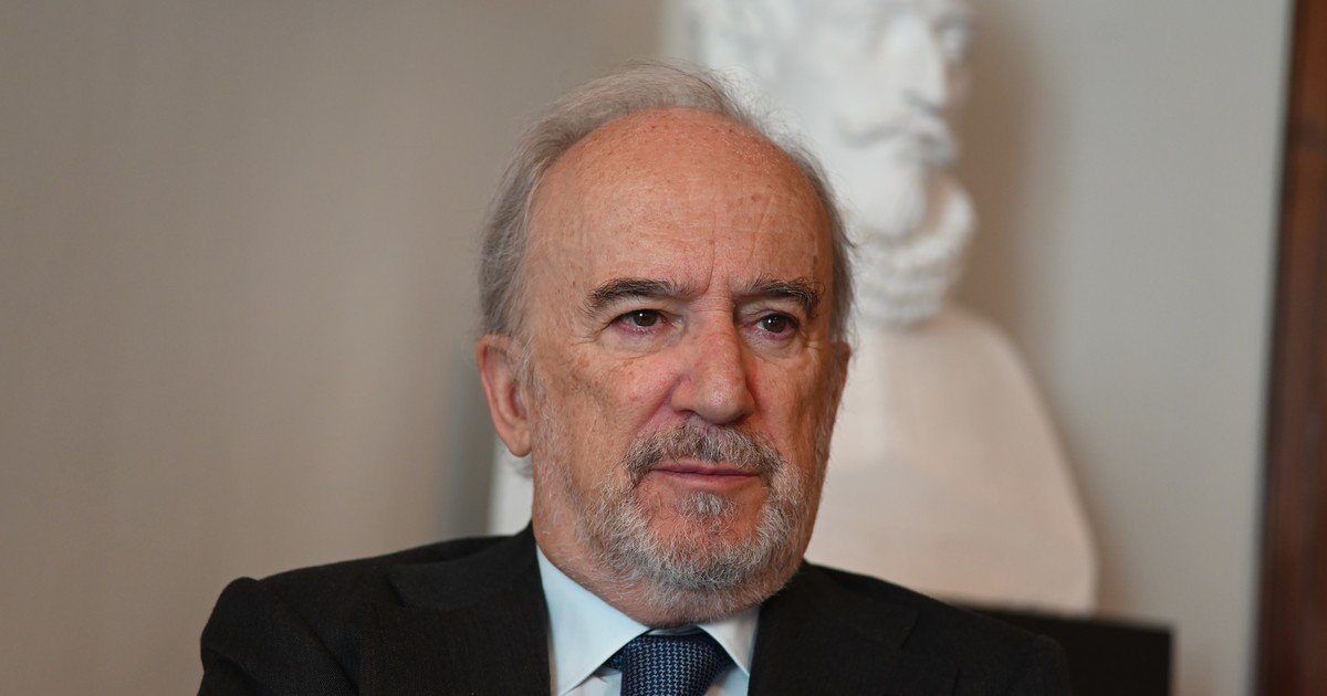 Santiago Muñoz Machado, director de la RAE: "Destrozando la lengua, no se termina con la discriminación"