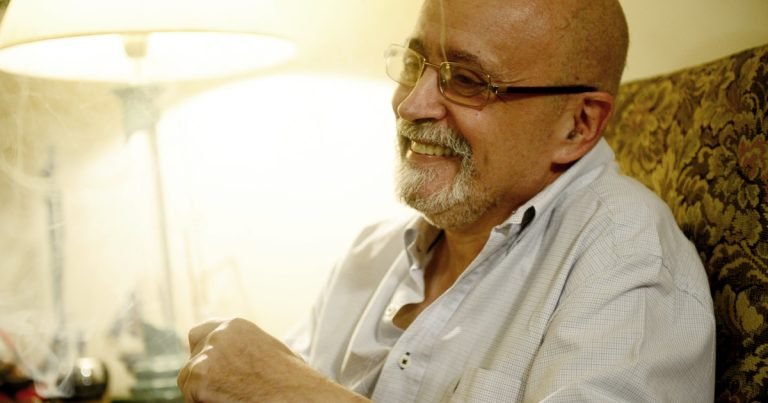 Murió Jorge Aulicino, ante todo "un titán de la poesía y el periodismo cultural"