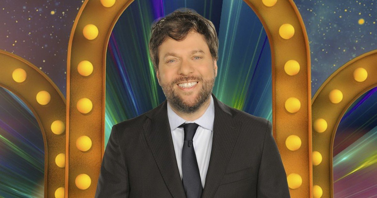 Guido Kaczka estrenó un programa en el que premian a los perros por hacer pis y caca y estallaron las redes