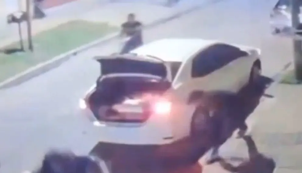 Un gendarme se defendió a los tiros de un robo piraña frente a su hija