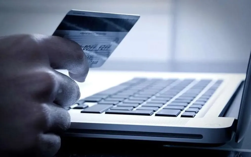 Estafa virtual: perdió un millón de pesos por una supuesta sargento estadounidense