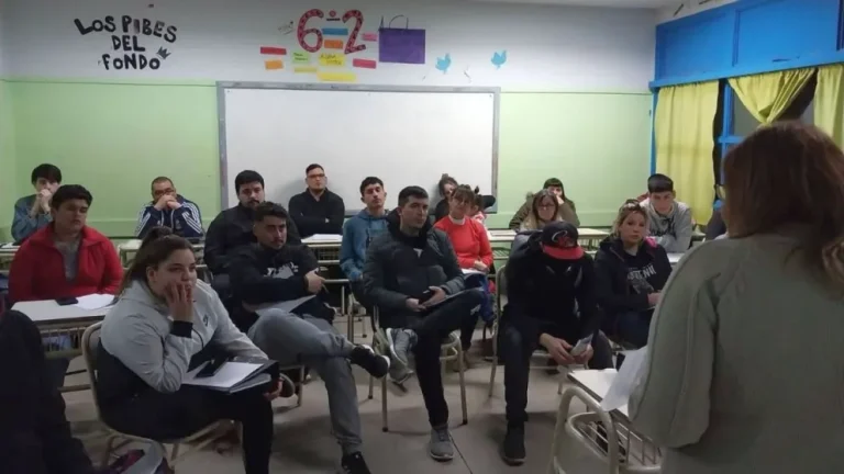 La EMAL de Rawson mantiene abiertas las inscripciones para el segundo cuatrimestre del año