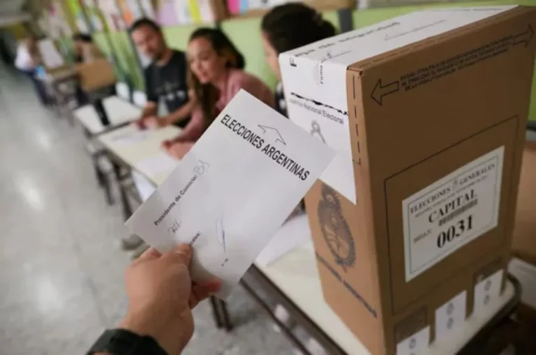 La desconfianza es la principal razón de quienes deciden no ejercer su derecho al voto