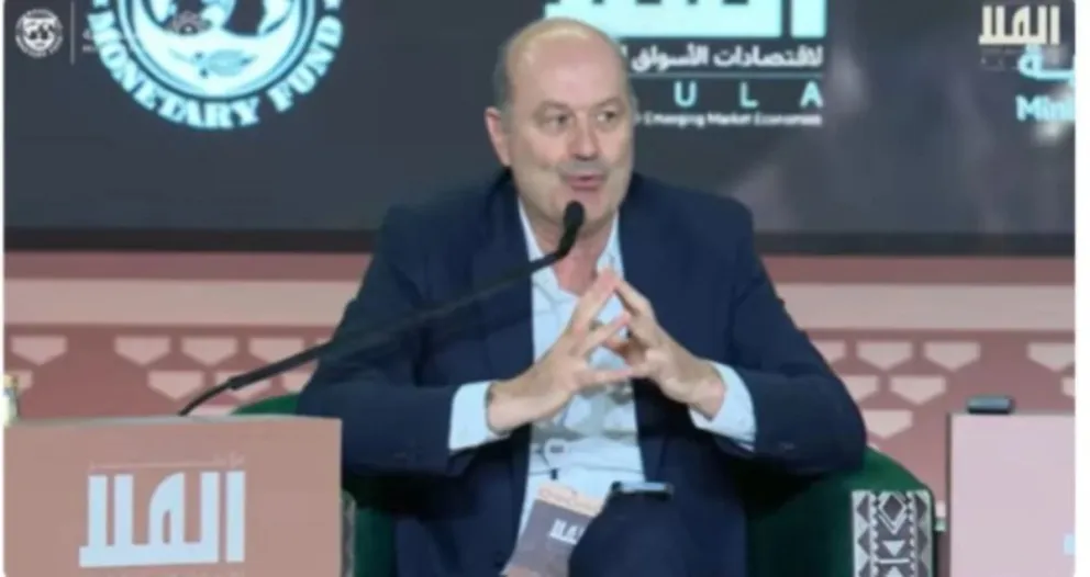 Frase de Sturzenegger desató un escándalo: dijo que estudia qué hizo la Revolución Francesa con los jueces