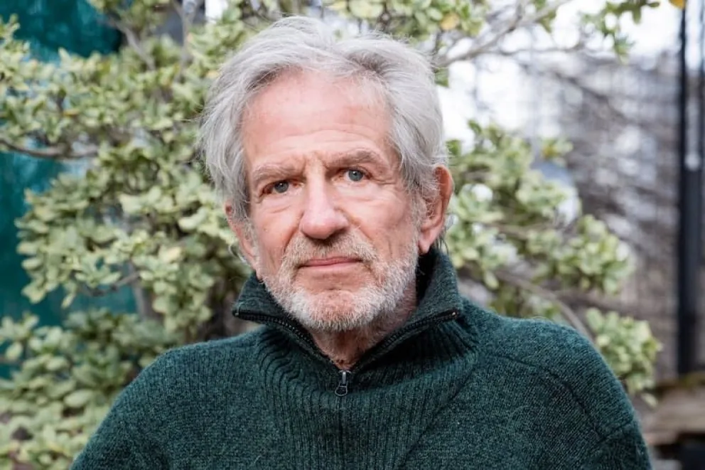 El actor Pablo Alarcón chocó tras sufrir un principio de ACV y fue internado