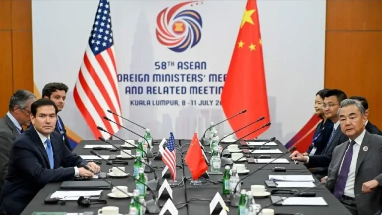 Estados Unidos y China reanudan diálogo en Malasia para ajustar cumbre Trump-Xi Jinping