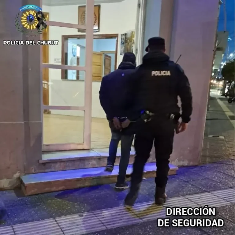 Fue a la terminal y terminó detenido por pedido de captura