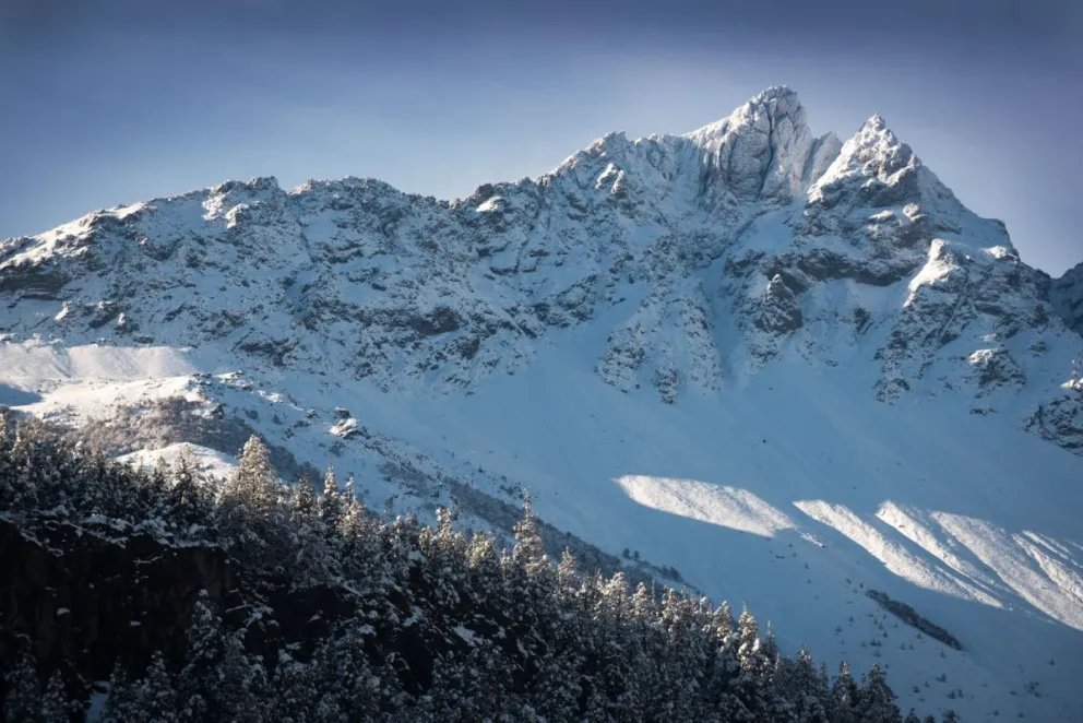 Frío polar y nevadas en El Bolsón: alerta meteorológica y recomendaciones
