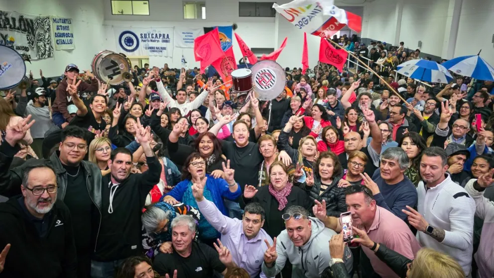 Dante Bowen cerró su campaña en Madryn con multitudinaria convocatoria y respaldo