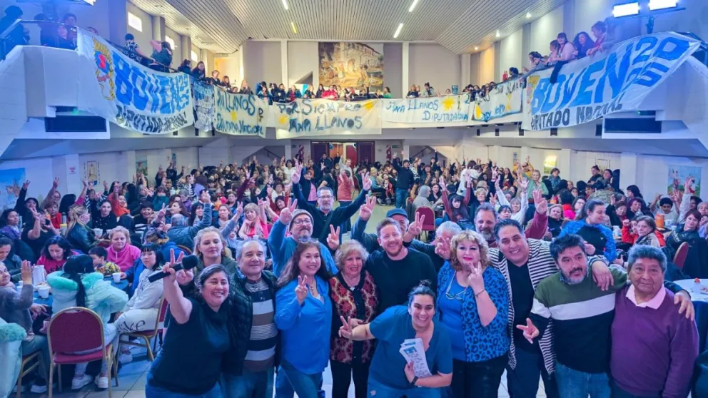Dante Bowen participó de un multitudinario acto en Comodoro Rivadavia
