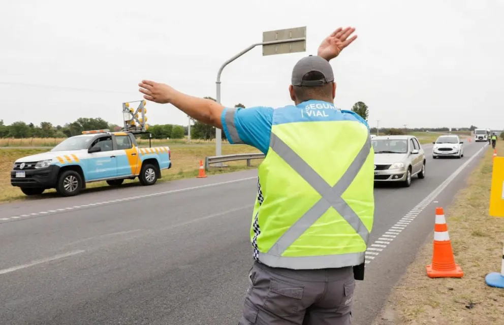 El gobierno disolvió organismos viales y creará una nueva agencia de control del transporte