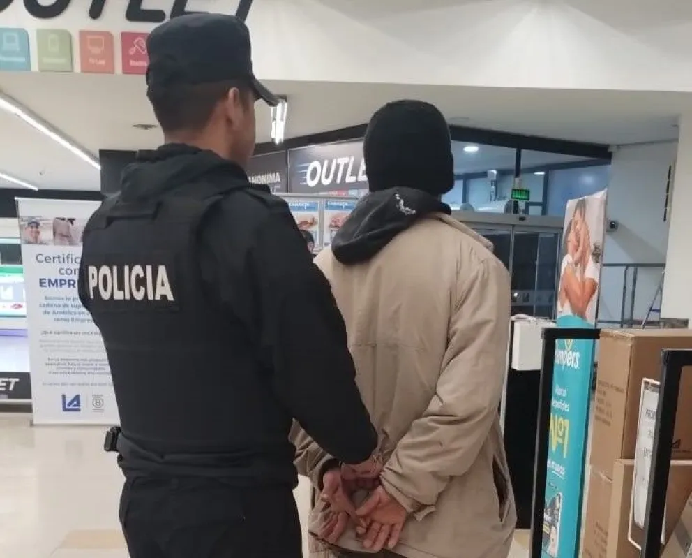 Trató de llevarse dos cortes de carne sin pagar y fue descubierto