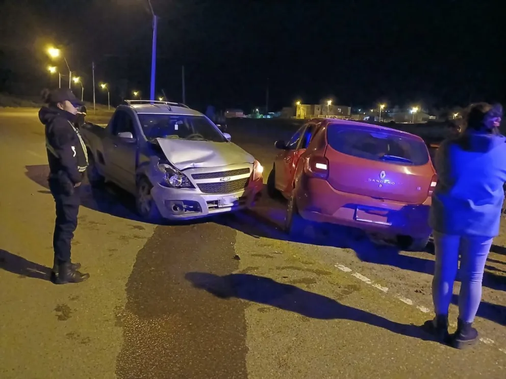 Fuerte choque en zona norte: una mujer fue trasladada al Hospital Alvear