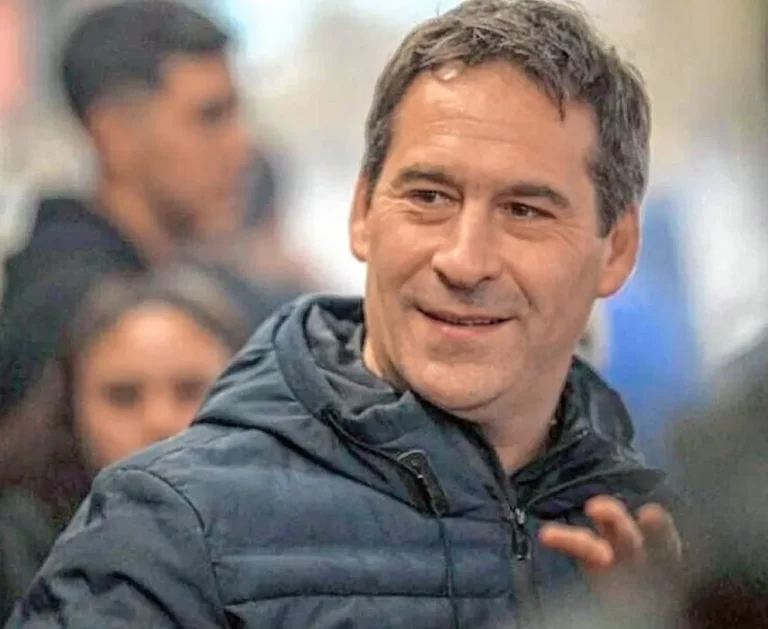 Desde Buenos Aires critican a Luque por hacer campaña con bots truchos