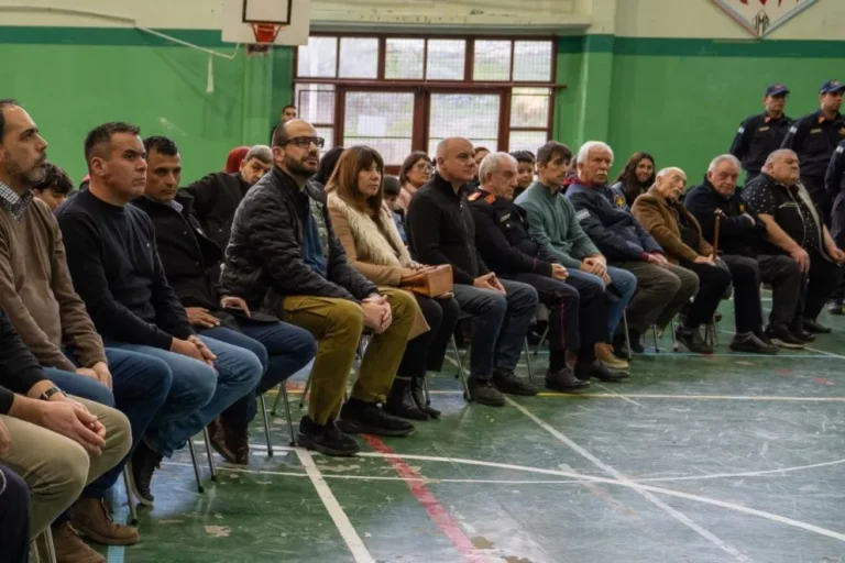 La Asociación de Bomberos Voluntarios de Comodoro conmemoró su 86° aniversario