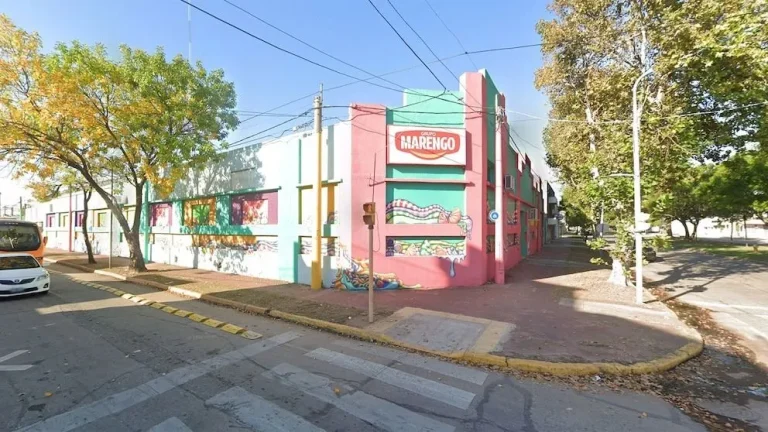 Crisis en la fábrica que produce los caramelos “No hay plata”: suspensiones, deudas y conflicto gremial en Marengo