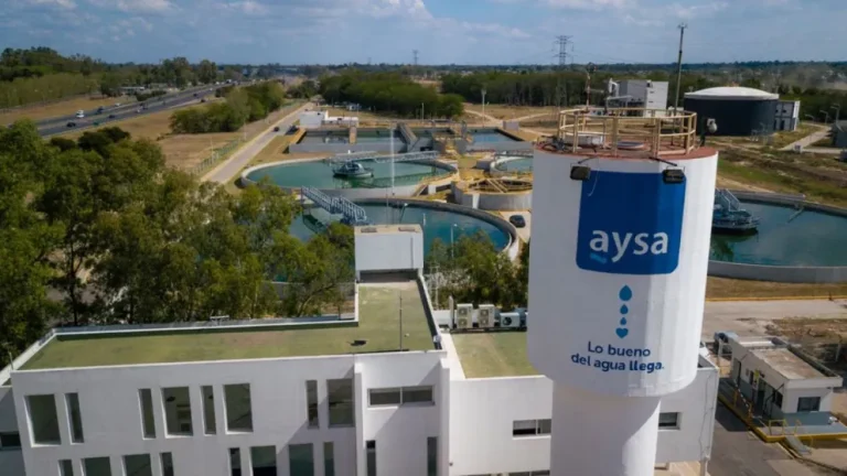 El Gobierno anunció la privatización de AySA