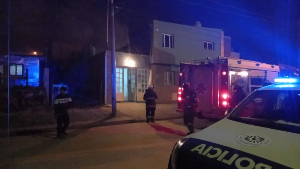 Incendio en una vivienda: investigan un cortocircuito como posible causa