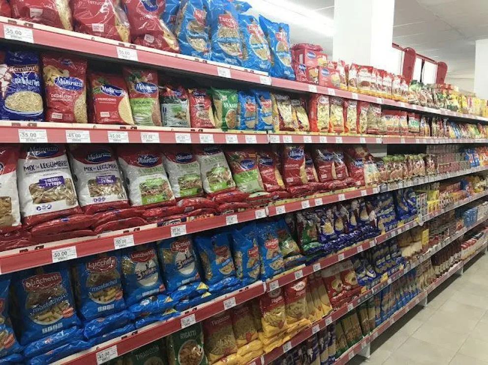 Piden “poner un freno” a la llegada de supermercados chinos