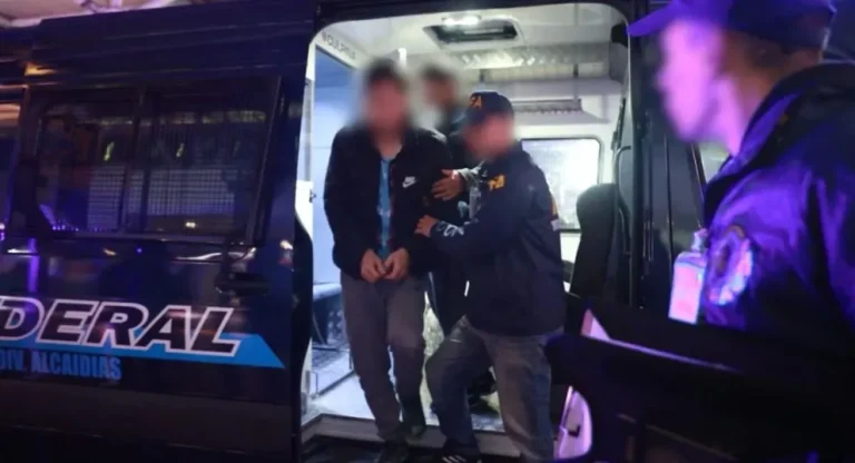 Extraditaron a tres narcos mexicanos, condenados a 15 años por comercializar casi 2.000 kilos de cocaína