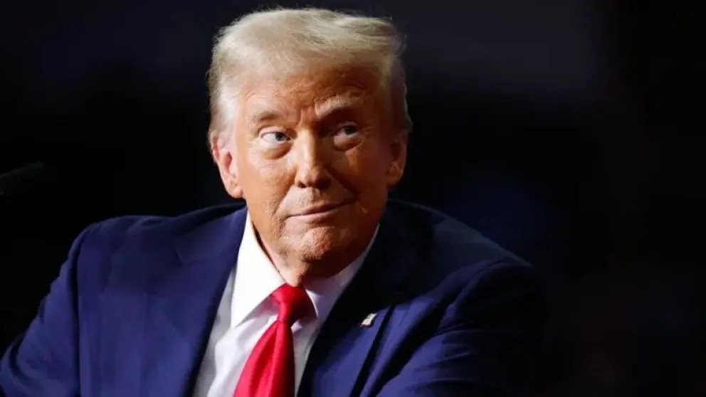 Trump sube la apuesta: anunció aranceles de hasta el 40 % para 14 países