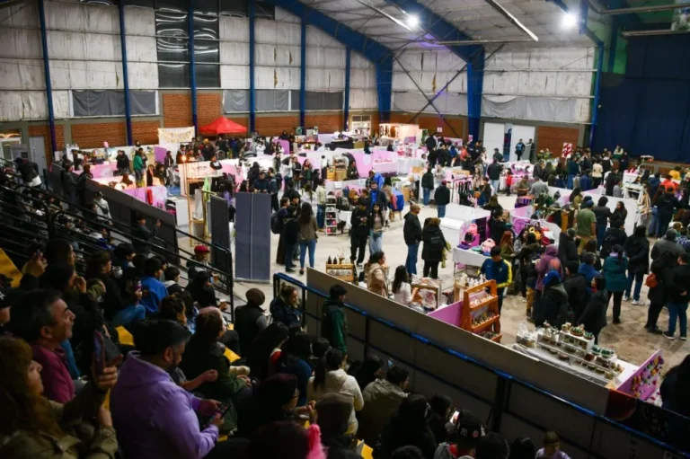 Exitoso inicio de la Expo Invierno 2025 en Esquel