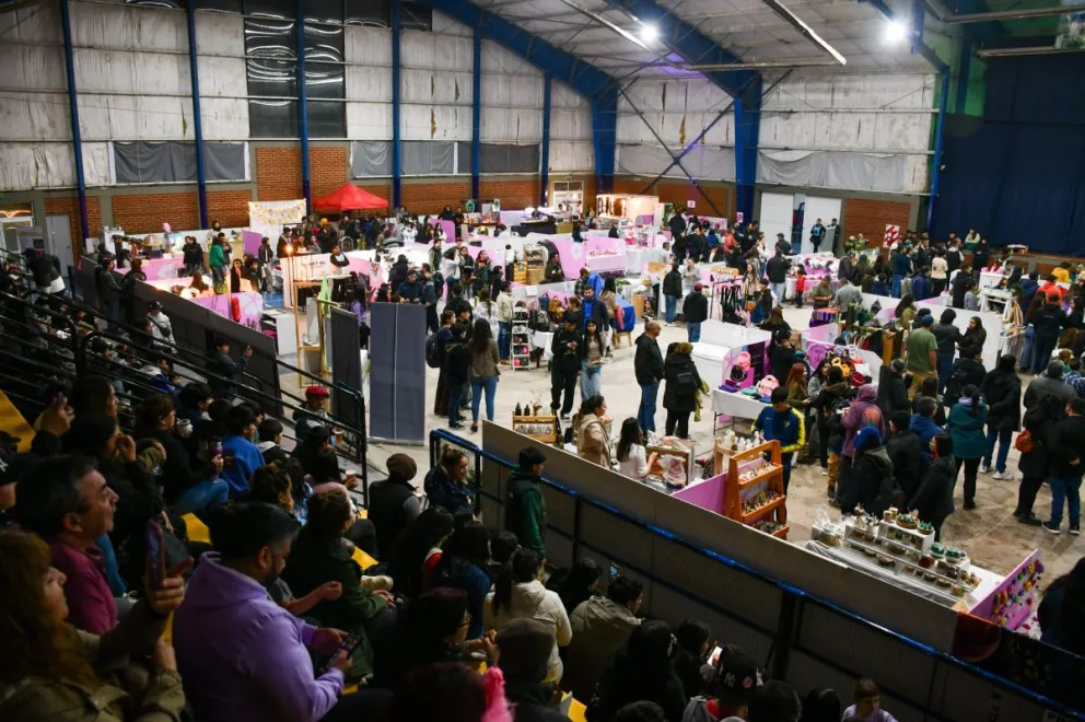 Exitoso inicio de la Expo Invierno 2025 en Esquel