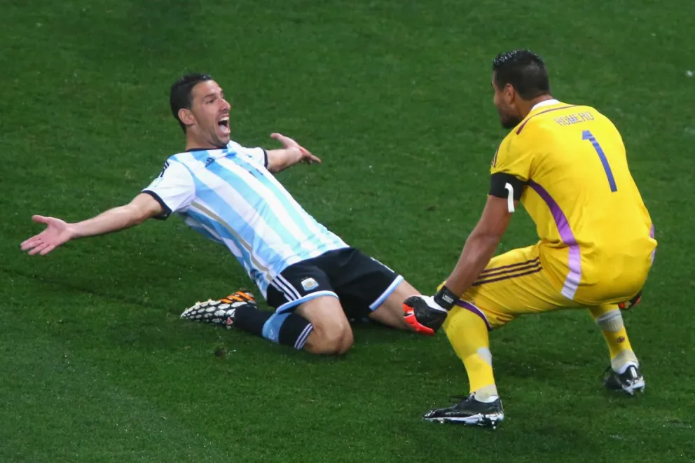 Maxi Rodríguez y el penal eterno: la noche en que Argentina volvió a soñar con la gloria