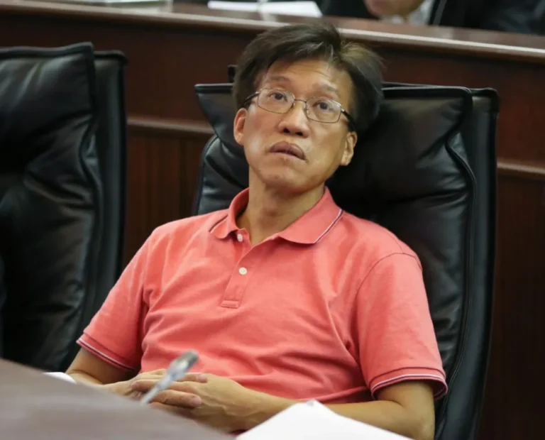 Arrestan a Au Kam San en Macao: lo acusan de colusión con fuerzas extranjeras