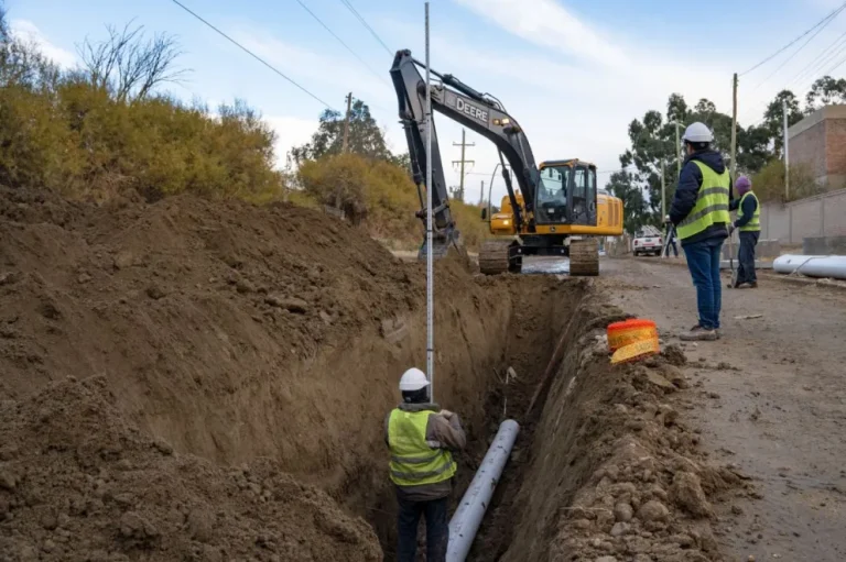 Obras en marcha: el Municipio avanza con infraestructura clave en los barrios de Comodoro
