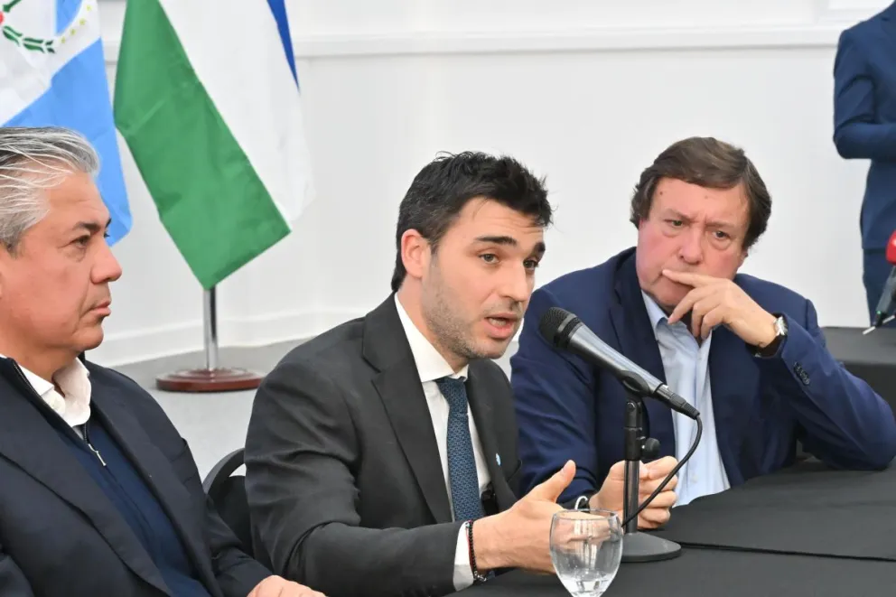 Torres pidió descentralizar recursos: "son producto del esfuerzo de todos los contribuyentes de la Nación"