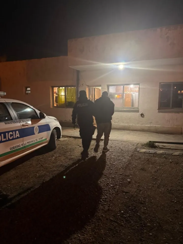 Un joven con pedido de captura fue detenido durante patrullaje en barrio Ceferino
