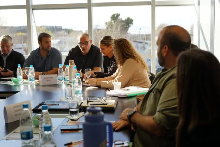 Chubut y Santa Cruz trabajan en el desarrollo turístico del Golfo San Jorge