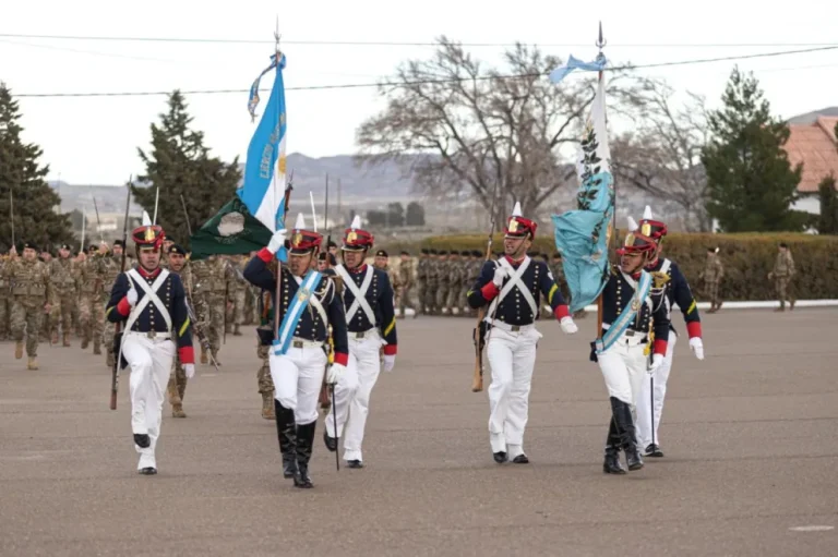 Se realizó un acto por el 212° aniversario de la creación del Regimiento de Infantería Mecanizado 8