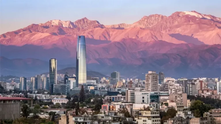 Santiago de Chile recibe el Congreso Mundial de Hispanistas