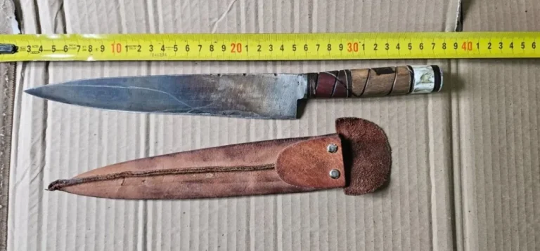 Detuvieron a un hombre por amenazar a otro con un cuchillo