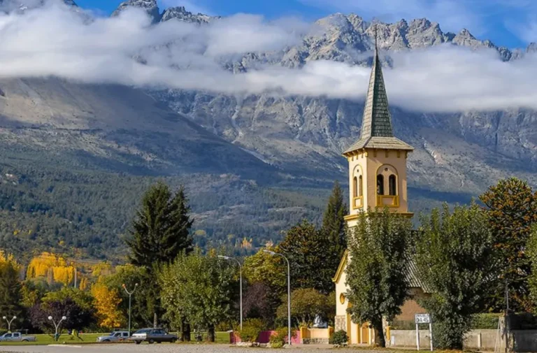 Invierno en El Bolsón: magia cordillerana, calidez humana y una experiencia que abraza todos los sentidos