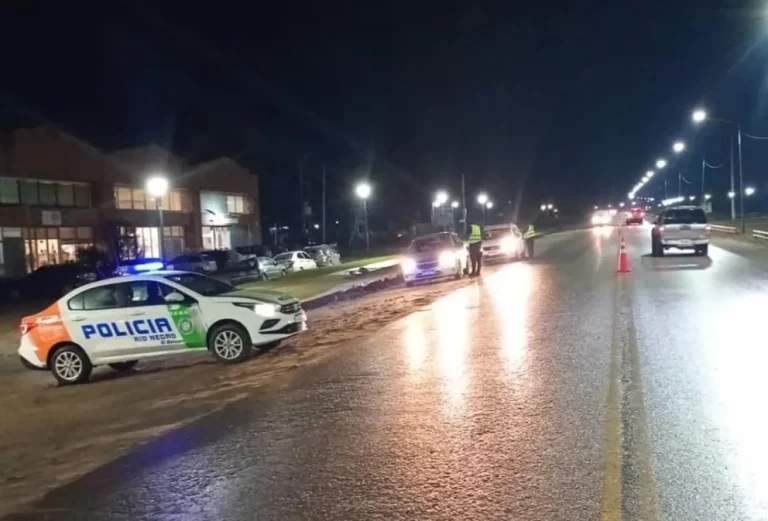 Policías de El Bolsón salvaron la vida de un bebé de 24 días con maniobras de RCP