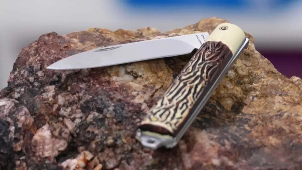 Asaltó a un transeúnte con una navaja y fue detenido tras intentar huir