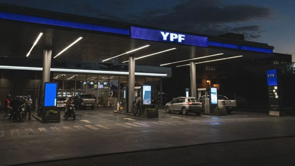 YPF volvió a subir los precios: 2,5% en todos los combustibles