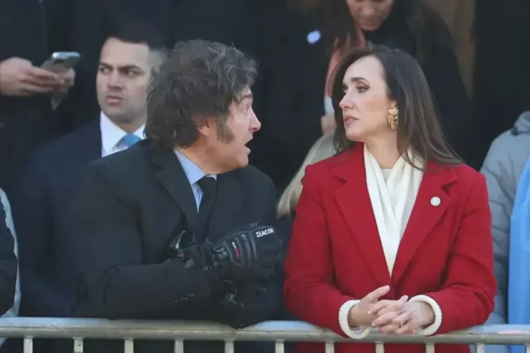 Francos admitió una “crisis política” en el Gobierno