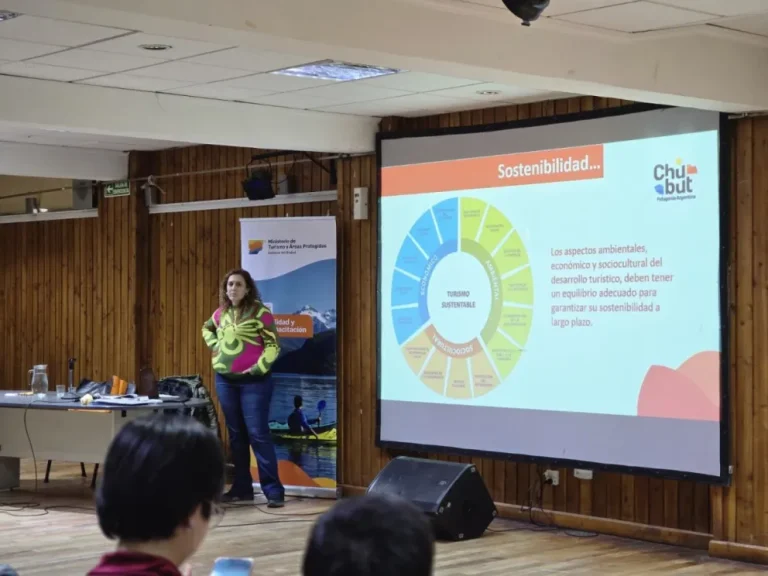 En Esquel se dictó un Taller de Anfitrión Turístico