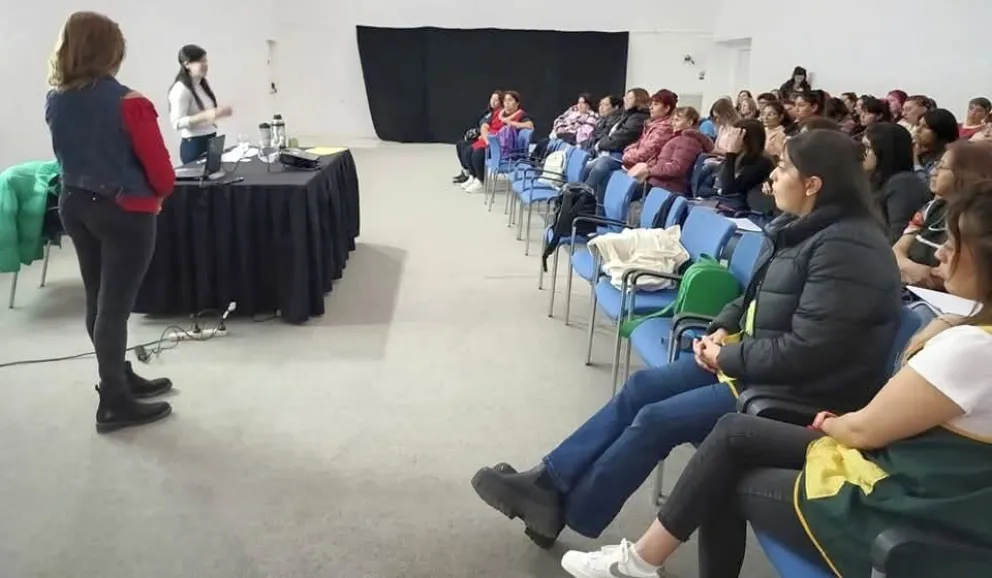 Continúan los talleres sobre hábitos alimentarios en los Centros de Promoción Barrial