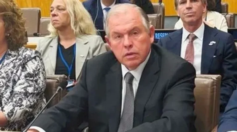 El canciller Werthein niega una devaluación del Gobierno